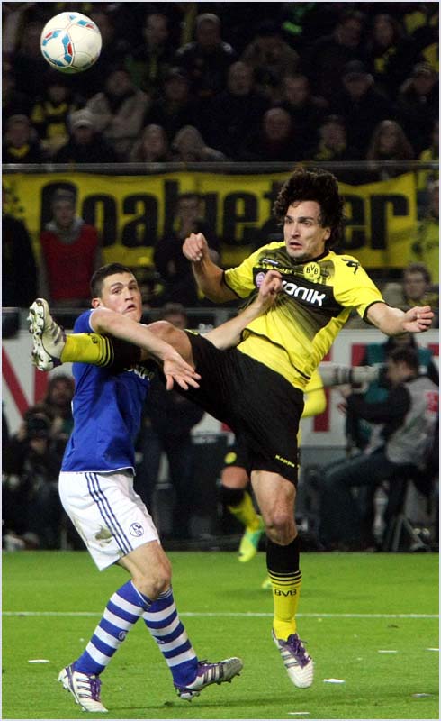 BVB-S04-11 (198)