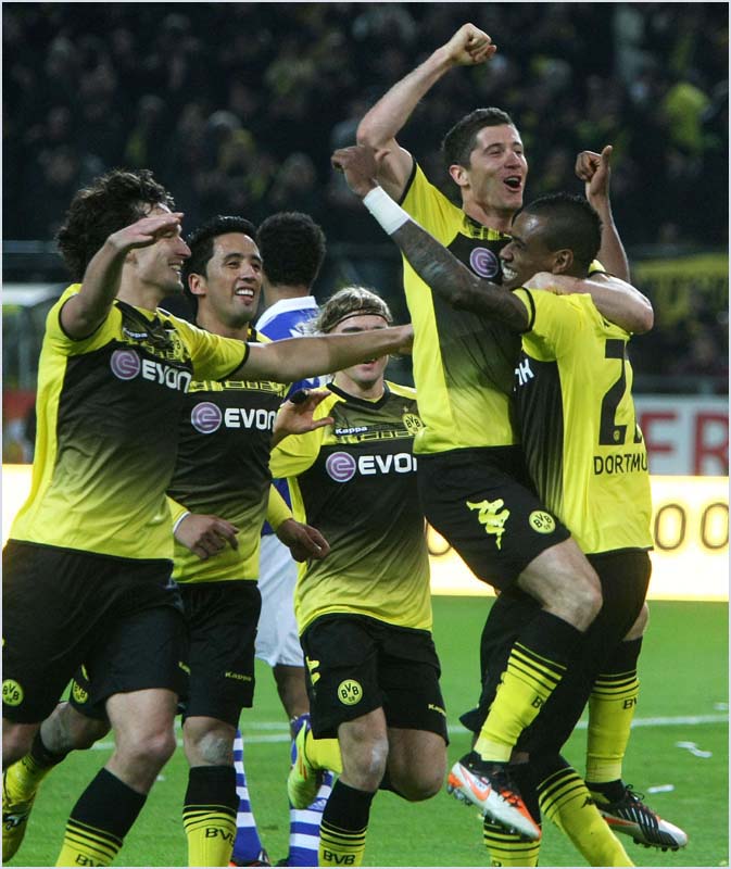 BVB-S04-11 (204)